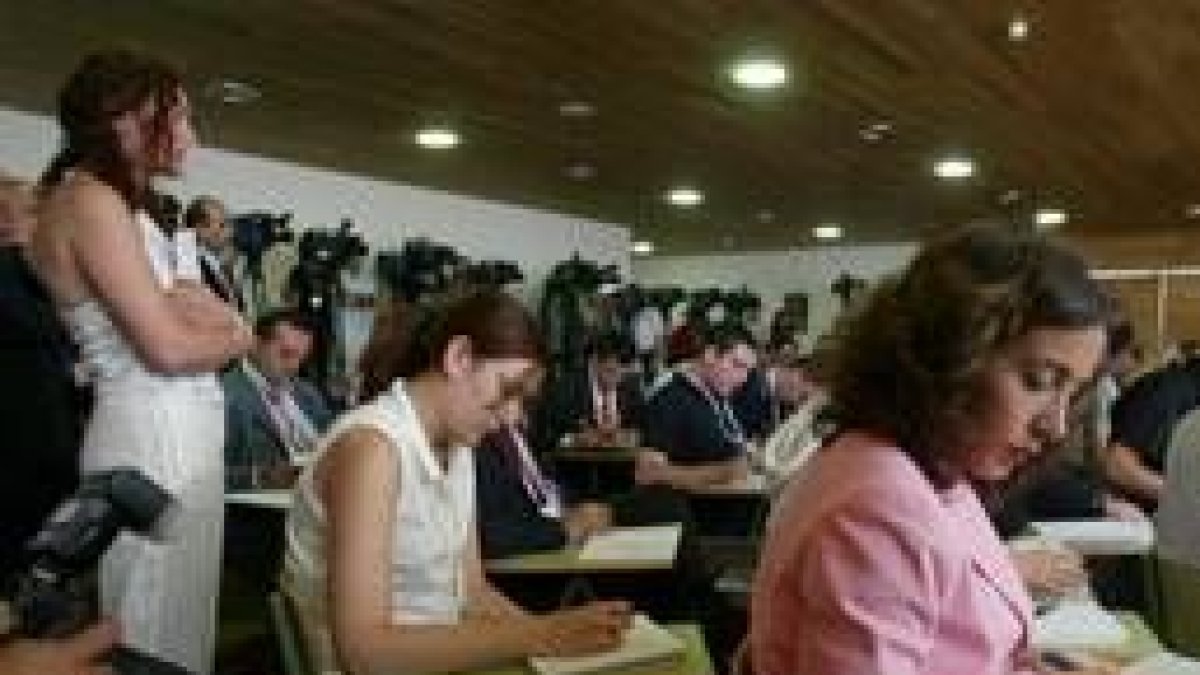 La rueda de prensa del consejo congregó a decenas de informadores