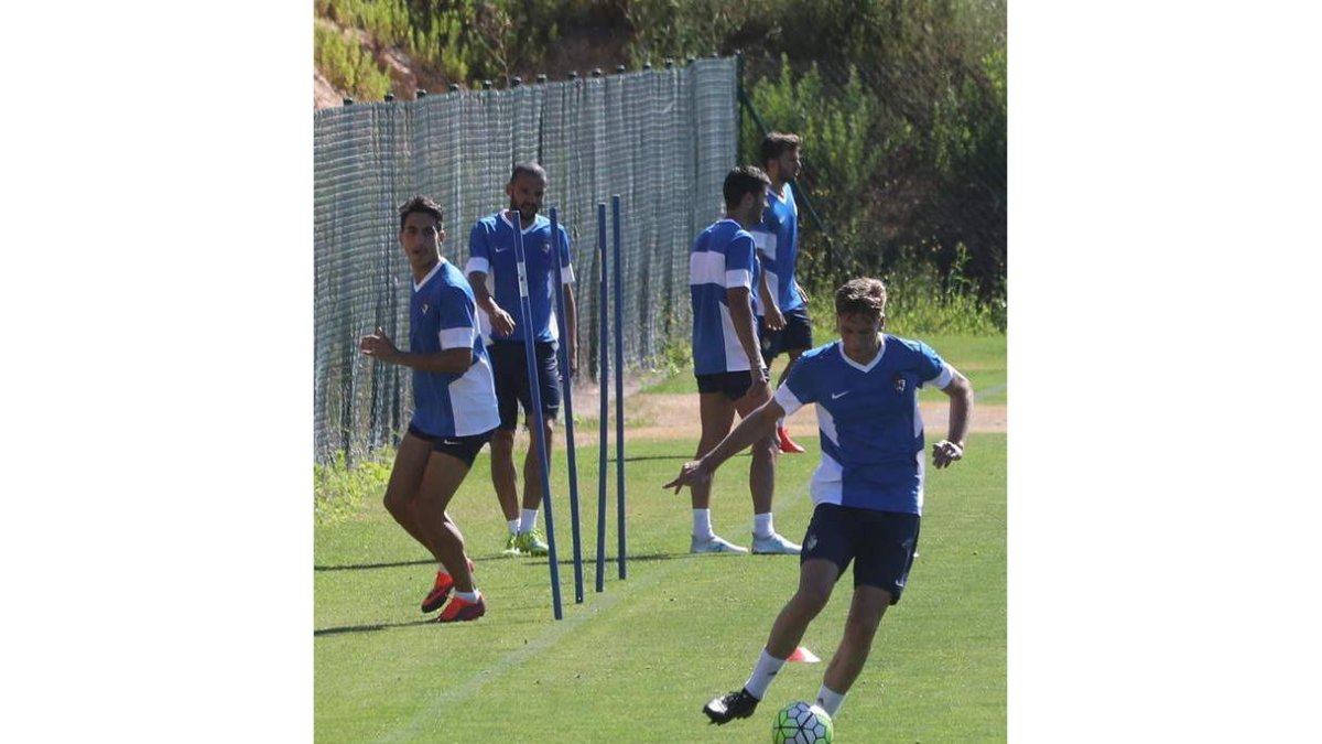 Si no hay novedades de última hora, la Deportiva tendrá 15 jugadores ante el Castilla. L. DE LA MATA