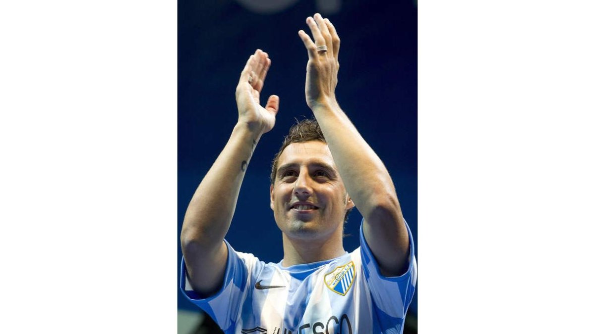 Cazorla, durante su presentación con el Málaga.