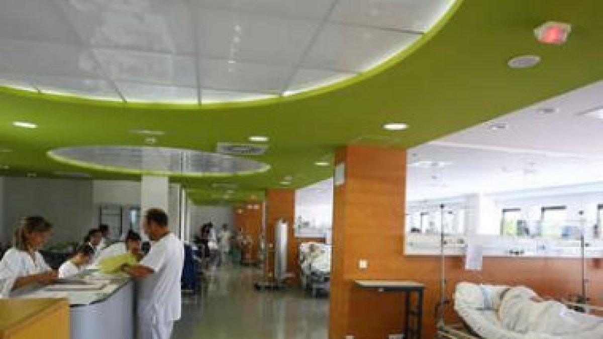 Interior de Urgencias del Hospital del Bierzo tras su mejora.