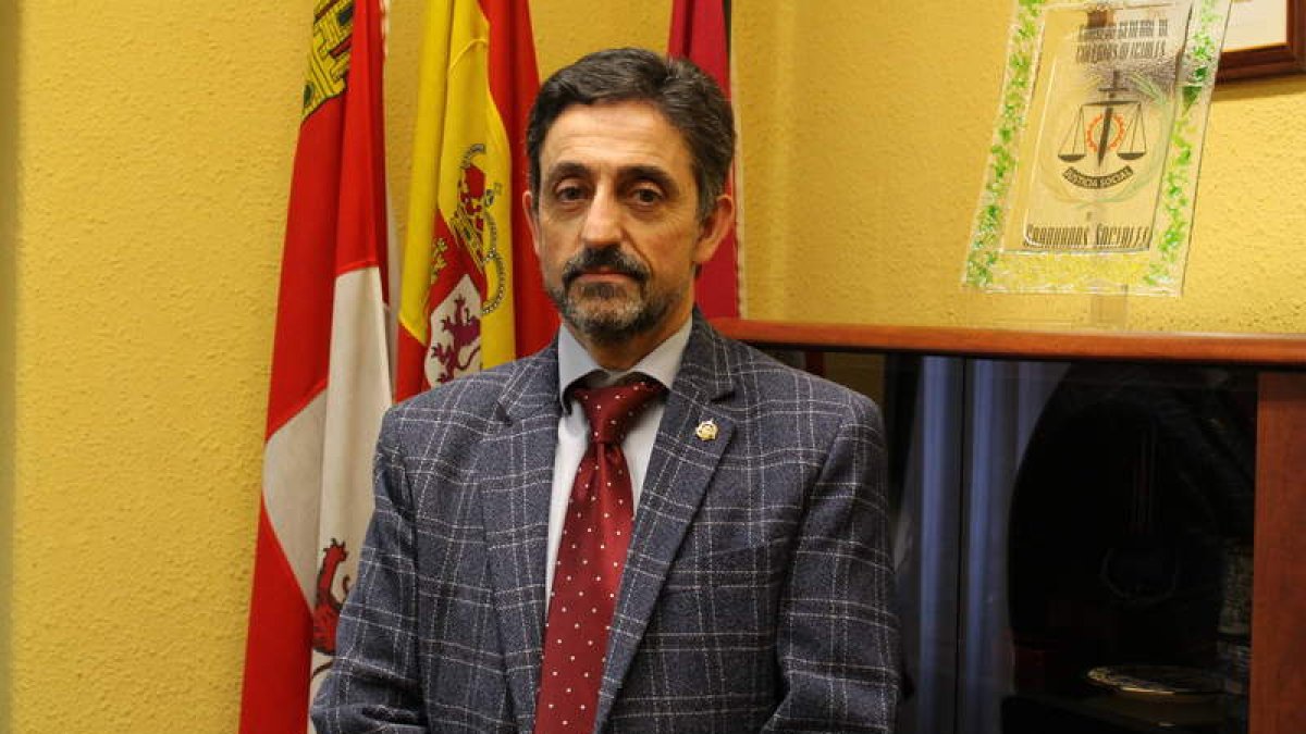 Leonardo Olivares Lobato, presidente del Colegio de Graduados Sociales de León. DL