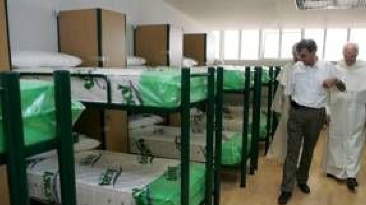 Las habitaciones disponen de 20 literas y taquillas