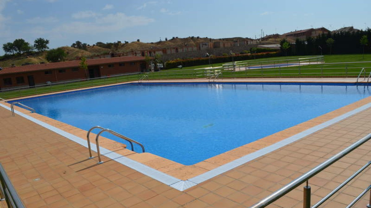 Imagen de las piscinas de Gordoncillo. MEDINA