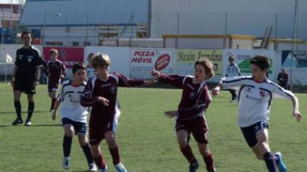 La selección de León se vio superada por Ávila en la final.