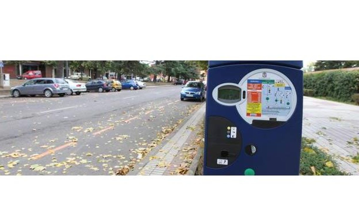 Máquina de la ORA en el Paseo de Papalaguinda
