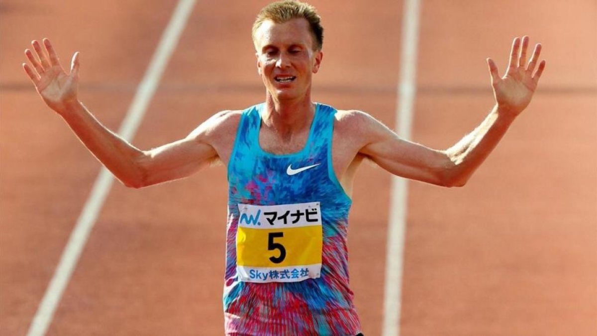 Sondre Moen, entrando vencedor en Fukuoka.