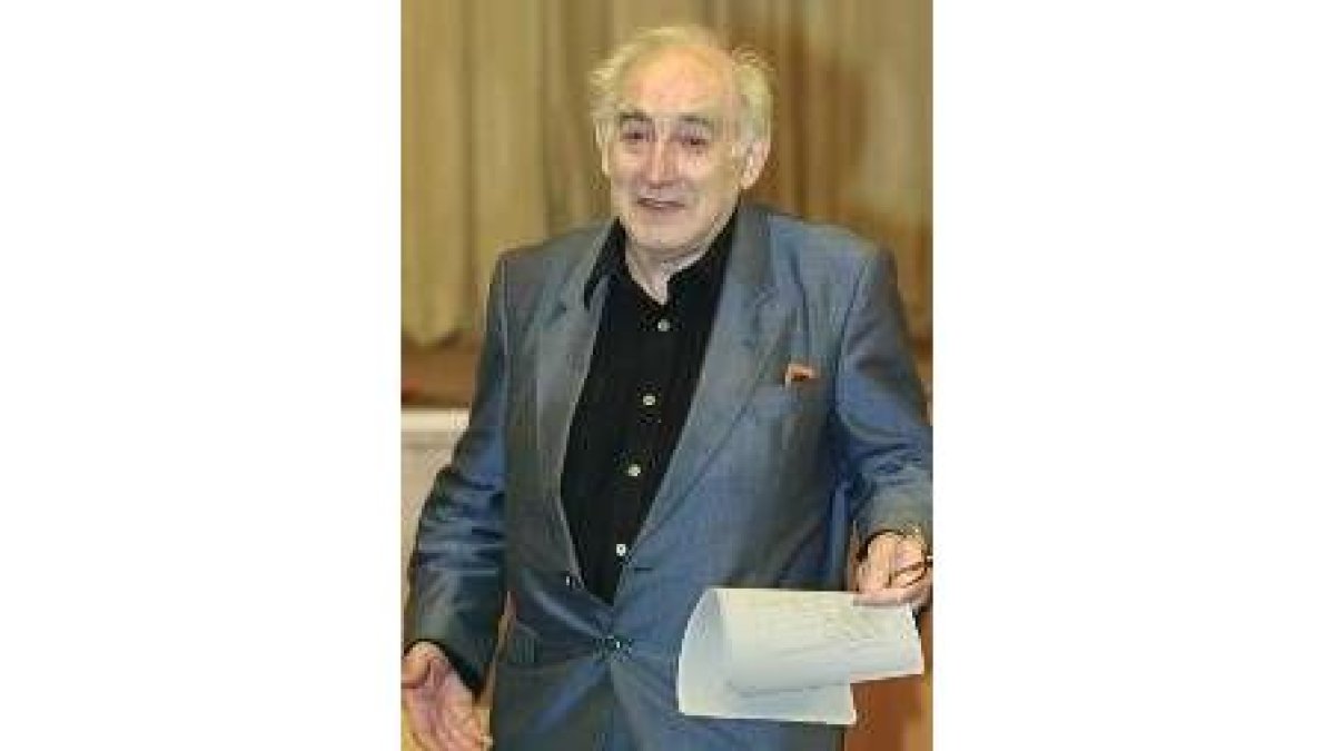 El ruso Vitaly Ginzburg, ayer tras recibir la noticia