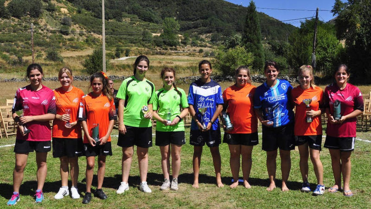 Boca de Huérgano albergó una nueva entrega de la competición en categoría femenina. QUIÑONES