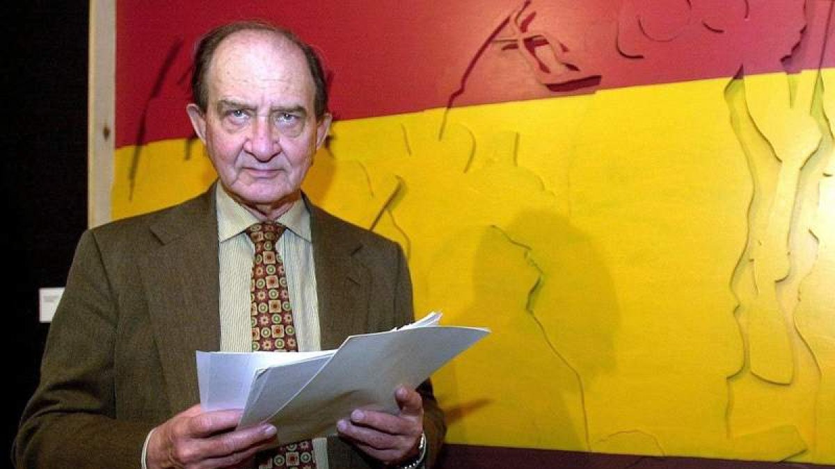 Nicolás Sánchez- Albornoz