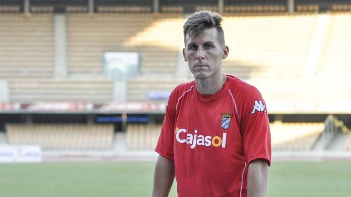 Juan Francisco Góngora se desvinculó del Xerez para fichar por la Cultural.