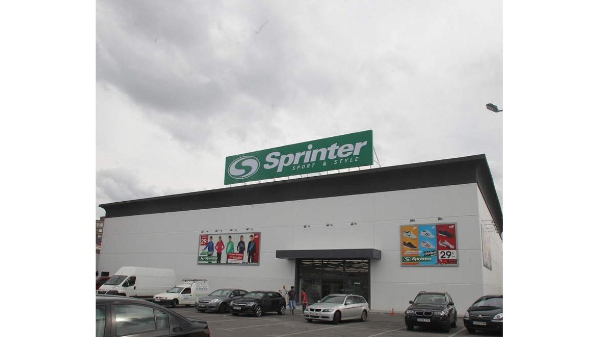 La macrotienda de Sprinter en la avenida de Los Escritores.