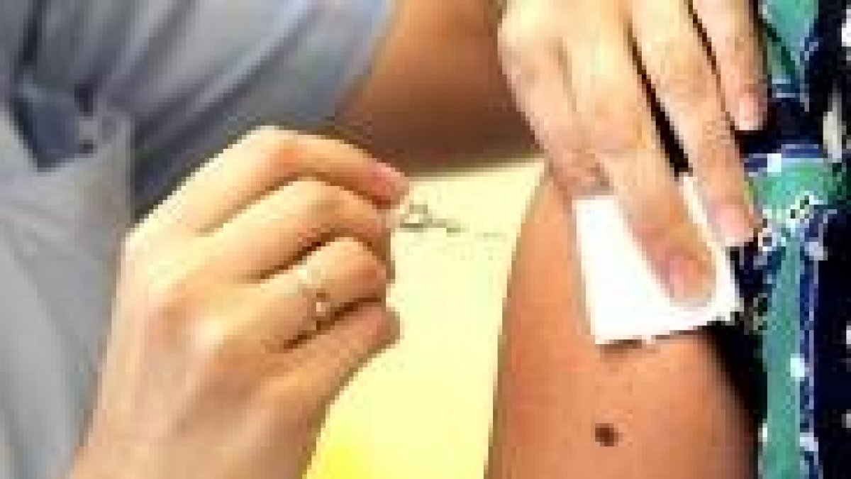 Las personas mayores, enfermos y embarazadas, población diana