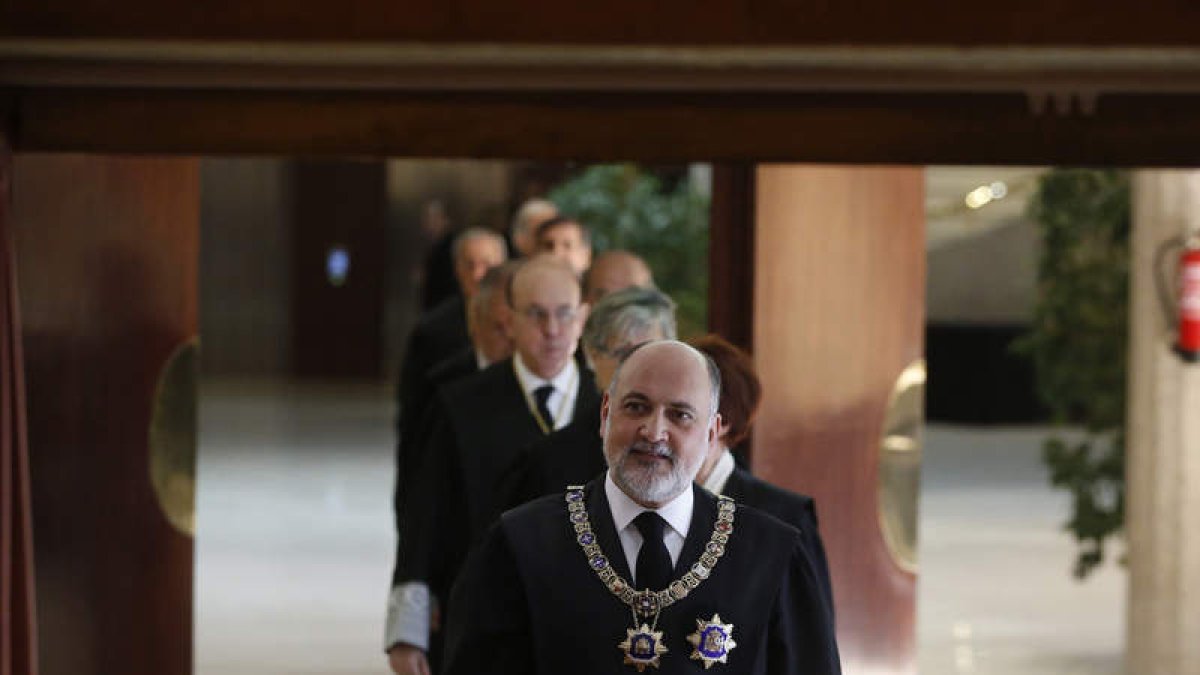 El presidente del Tribunal Constitucional, Francisco Pérez de los Cobos. JAVIER LIZÓN