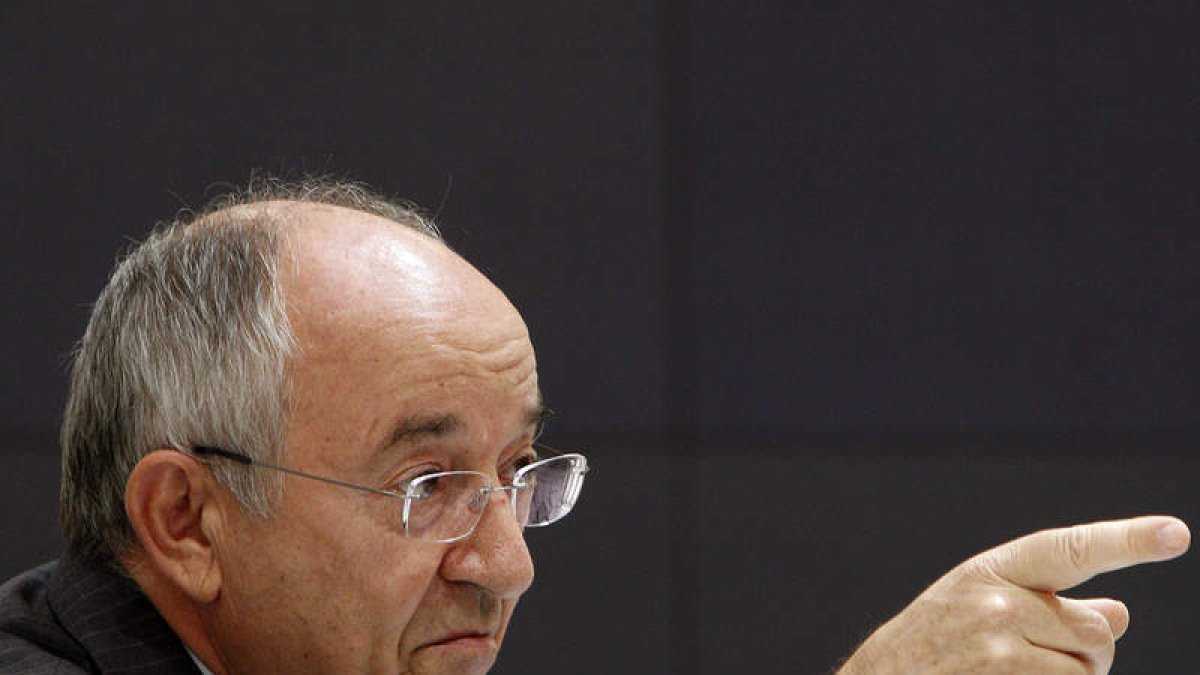 El gobernador del Banco de España, Miguel Ángel Fernández Ordóñez.