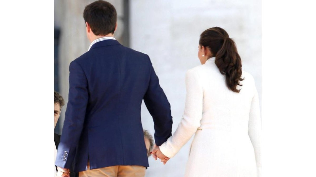 Una pareja de novios. F. FUSTACI