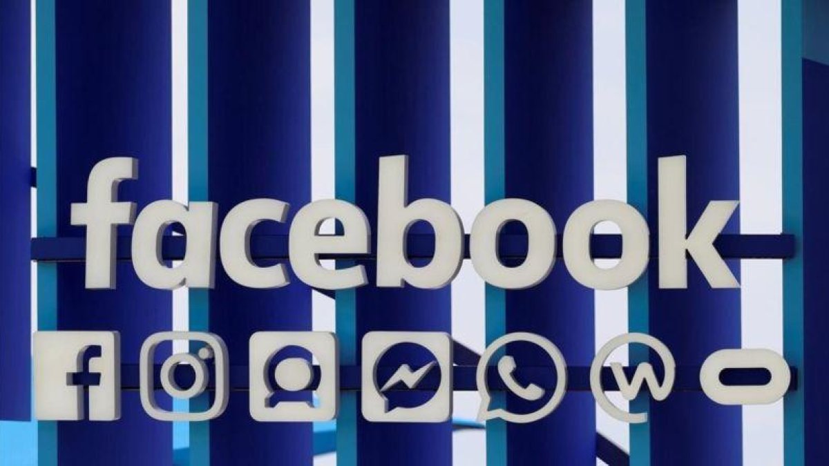 Cartel de Facebook en el Festival de la Creatividad de cannes, el pasado 20 de junio.