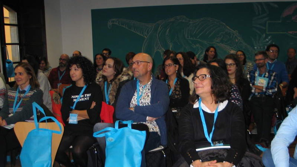 Participantes en la jornada celebrada, ayer, en el Marca. M. M.