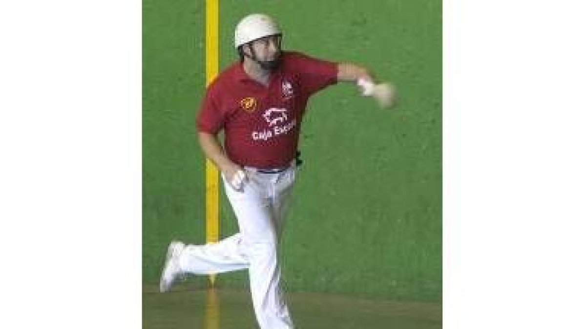 Ricardo, en la foto, y Amilivia no dieron opción esta vez a sus rivales