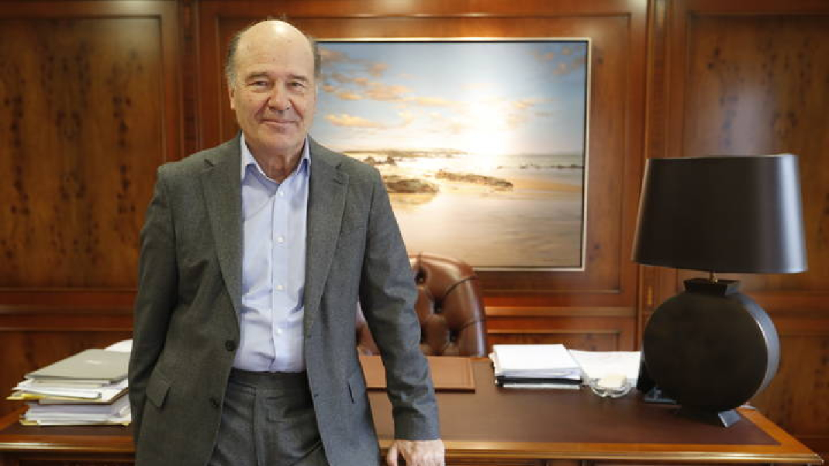 El presidente del Consejo de Colegios Oficiales de Médicos de Castilla y León y dirigente del sindicato médico Cesm, José Luis Díaz Villarig. 