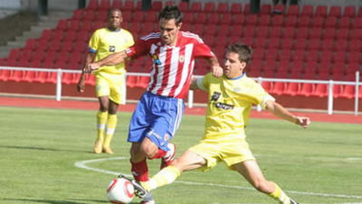 Puente es el único jugador leonés que ha participado en los treinta y ocho partidos.