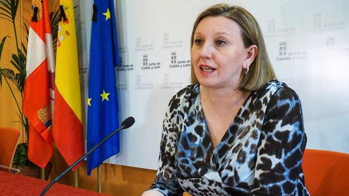 La consejera de Familia, Isabel Blanco, anunció medidas de conciliación. DL