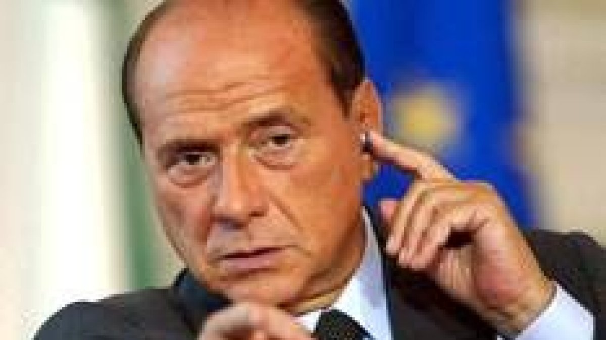 Berlusconi, ayer, durante una conferencia de prensa en Villa Madama