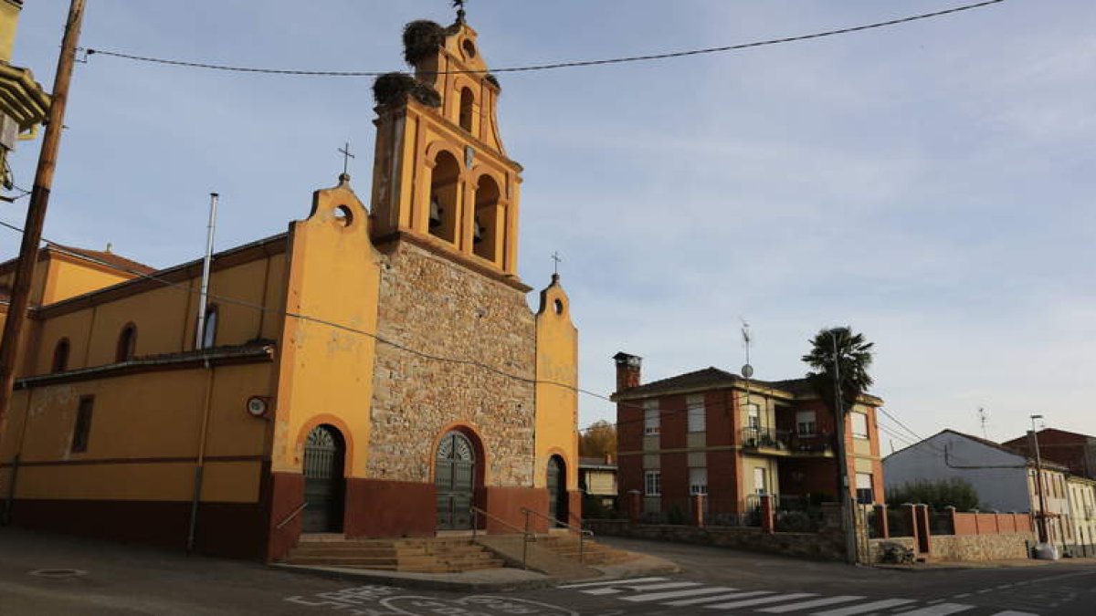 La localidad de Cimanes del Tejar celebra desde el viernes y hasta el 23 de agosto sus fiestas en honor a San Bartolo. MARCIANO PÉREZ