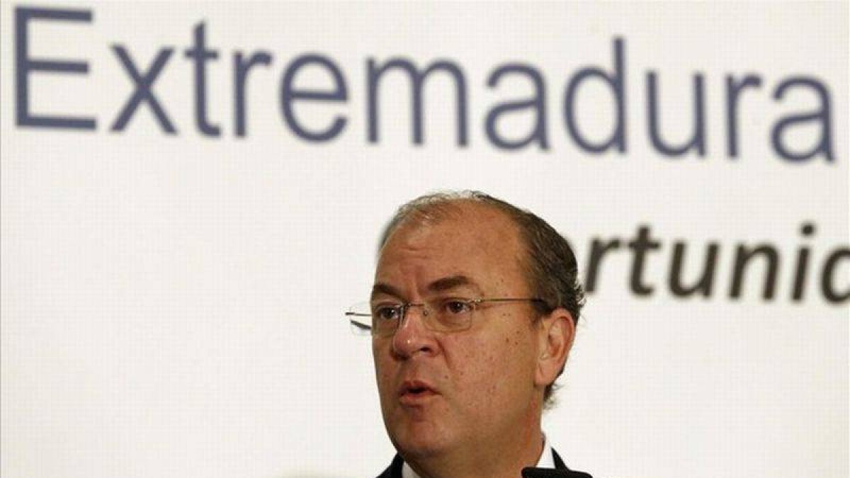 El presidente de Extremadura, José Antonio Monago, en el desayuno informativo que ha ofrecido este lunes en Madrid.