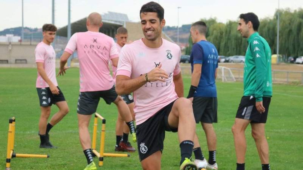 La plantilla culturalista realizará hoy dos sesiones de entrenamiento. CYDL