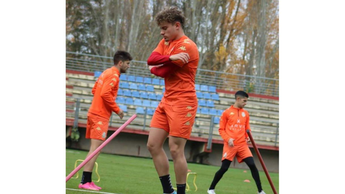 La Cultural abre la puerta al defensa Marcos González en este mercado de invierno. FERNANDO OTERO