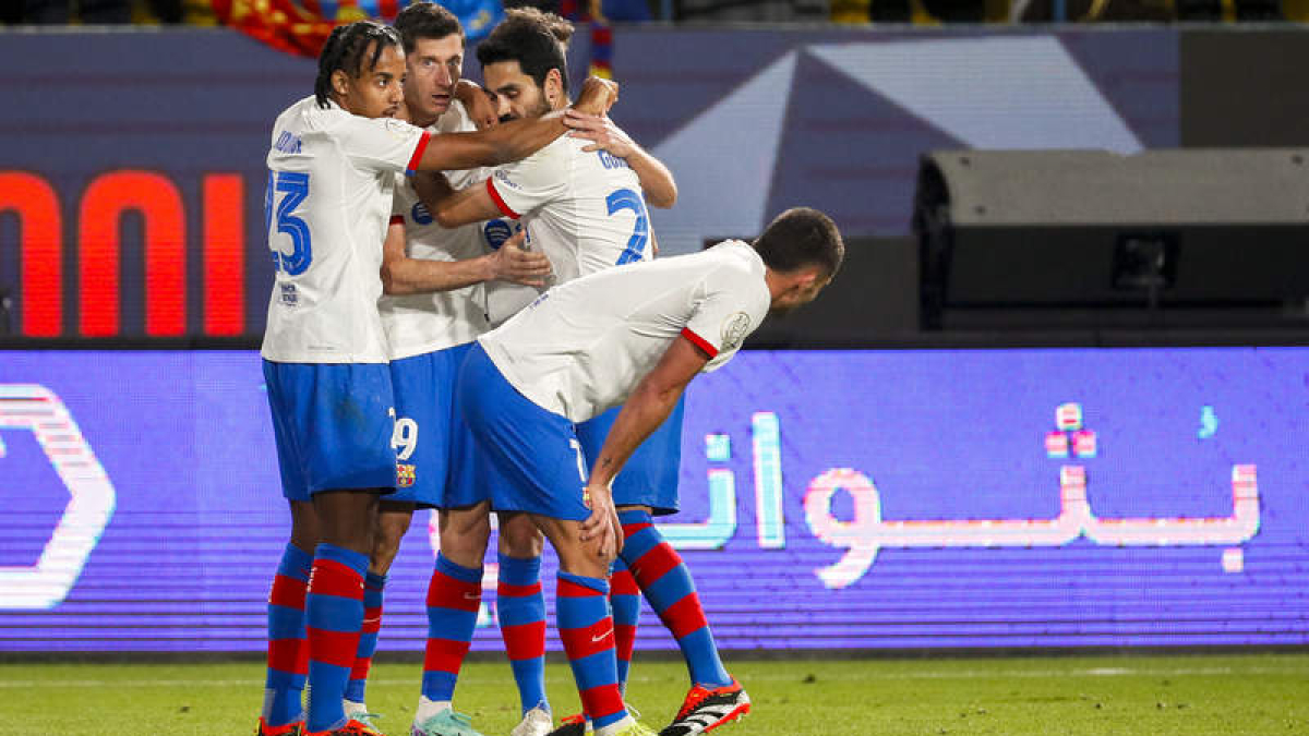 El Barcelona sufrió más de la cuenta, pero al final se deshizo de Osasuna y jugará la final de la Supercopa de España. JUAN CARLOS CÁRDENAS