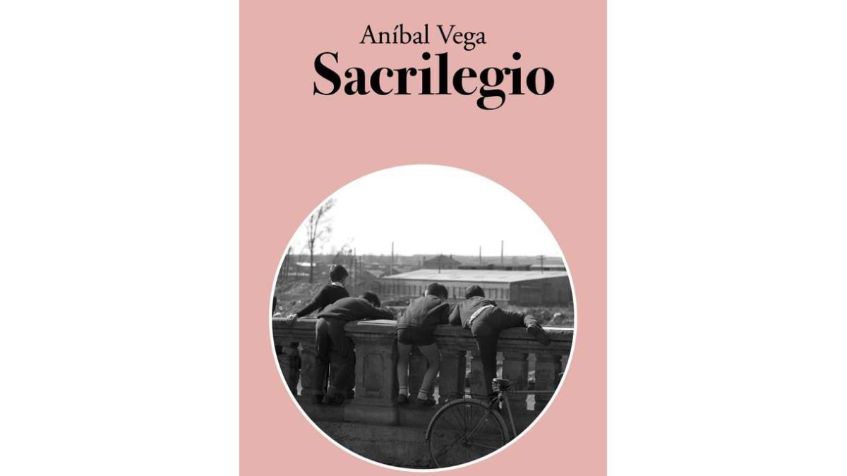Aníbal Vega, escritor y músico leonés, esta semana en Madrid, lugar donde reside.