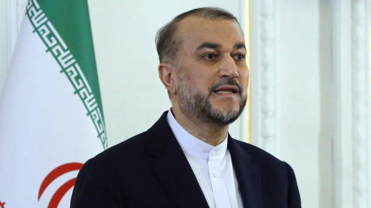 El ministro de exteriores iraní, Hosein Amir Abdolahian, en una rueda de prensa. ABEDIN TAHERKENAREH