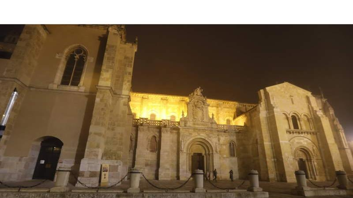 La eucaristía se celebra en San Isidoro.