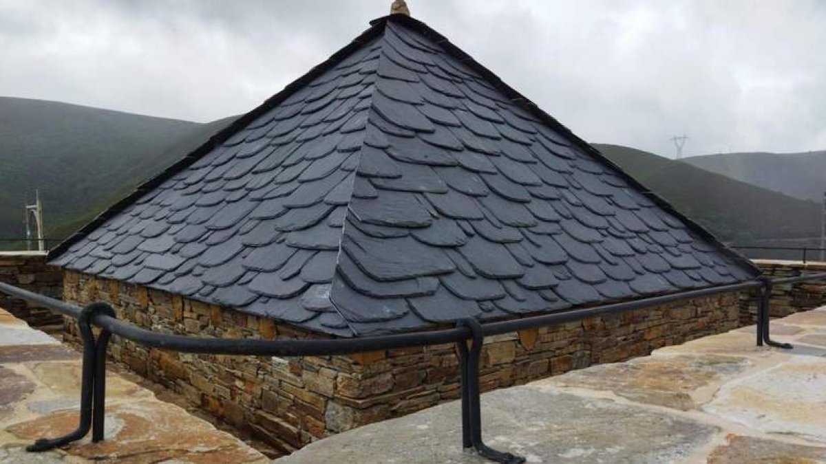 Obra realizada con pizarra, en una imagen de archivo.