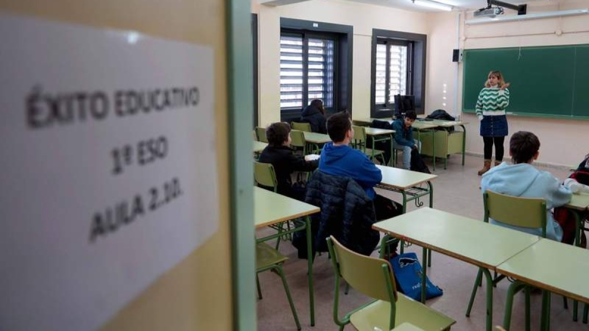 Una de las aulas de refuerzo educativo que ahora se lleva a cabo fuera del horario lectivo. DL