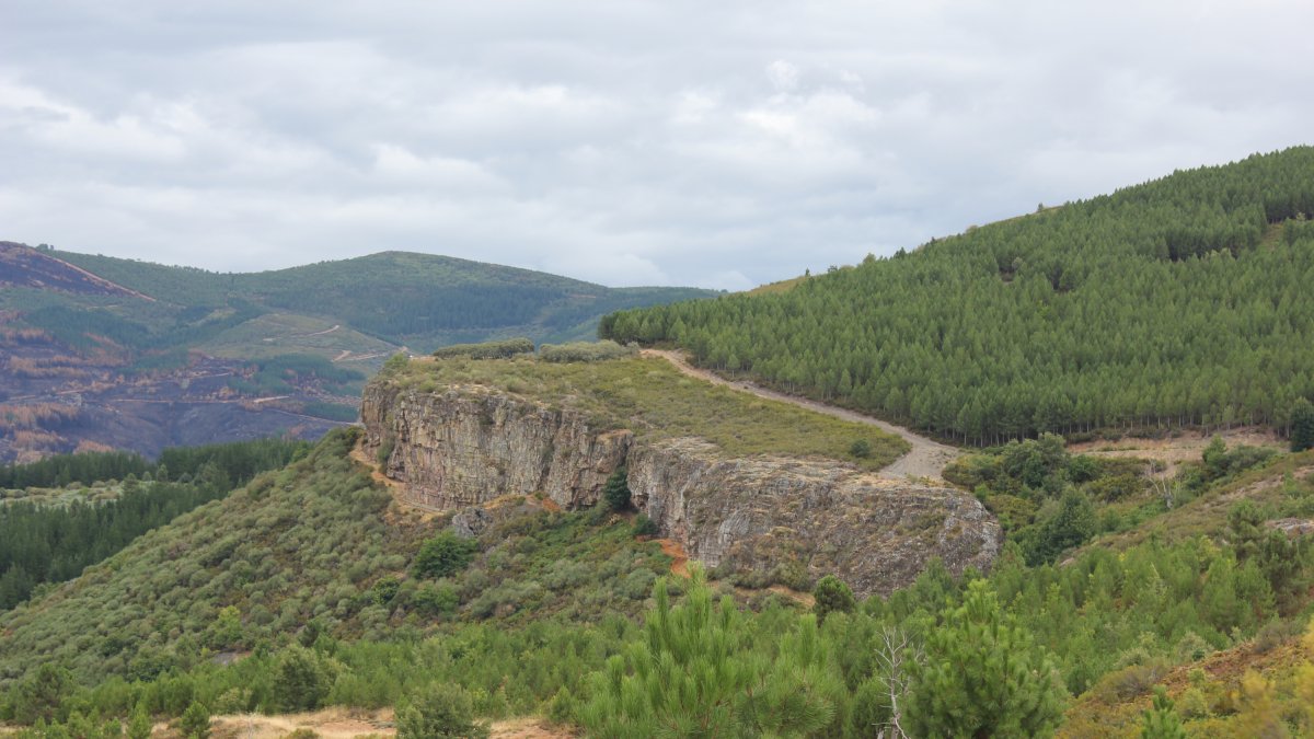 Yacimiento de Peña Piñera, en Vega de Espinareda