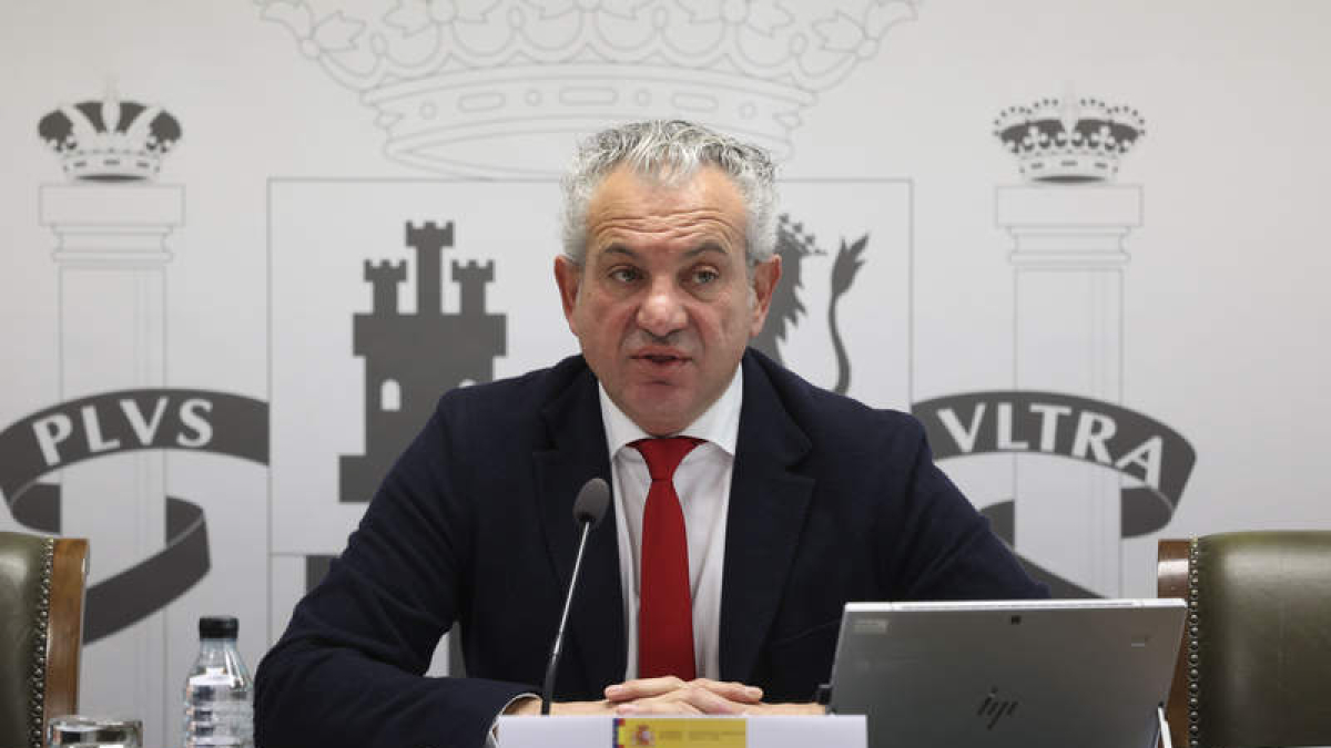 El delegado del Gobierno comparece en rueda de prensa para hablar sobre la acción en CyL. R. GARCÍA