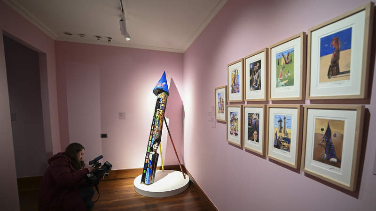 Exposición de Eduardo López Casares. J. CASARES