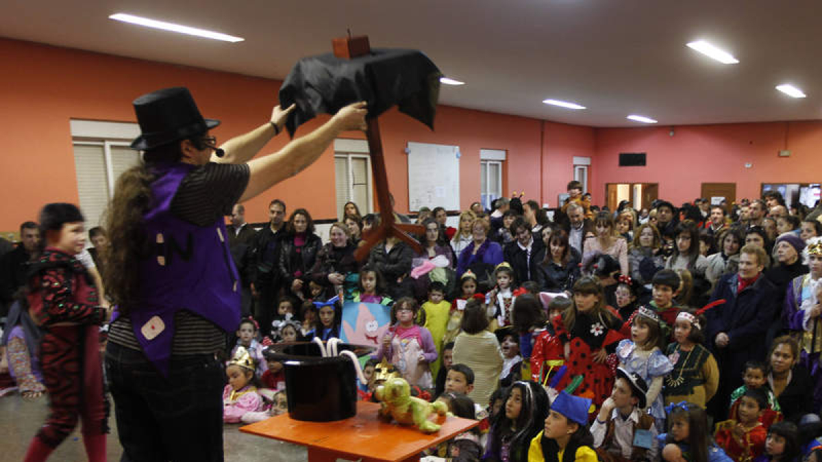 Los más pequeños tienen una cita el domingo, la Gala Infantil de Carnaval que se celebrará a las 17.30 horas