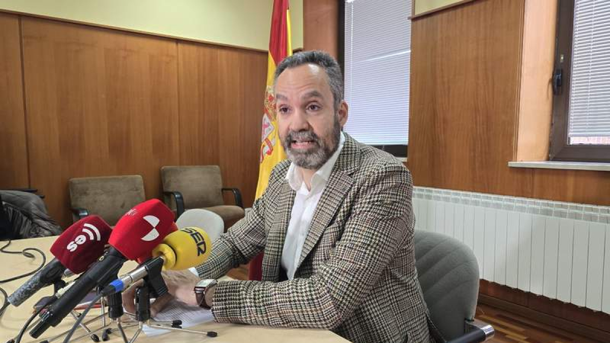 Óscar Hernáiez es el decano de los jueces de Ponferrada.