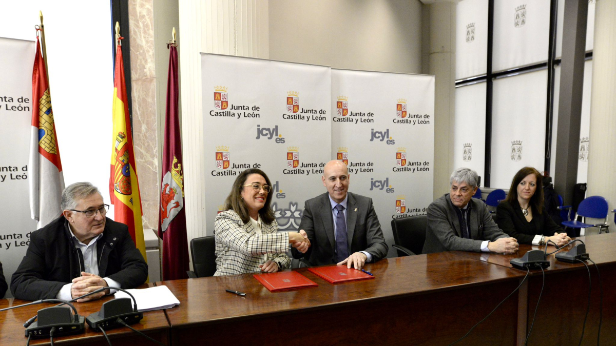 Acuerdo entre la Junta y el Ayuntamiento de León.