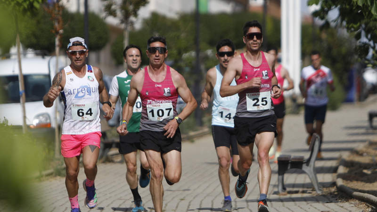 La Copa Diputación de León alcanza las 26 carreras en su edición de 2024.  FERNANDO OTERO