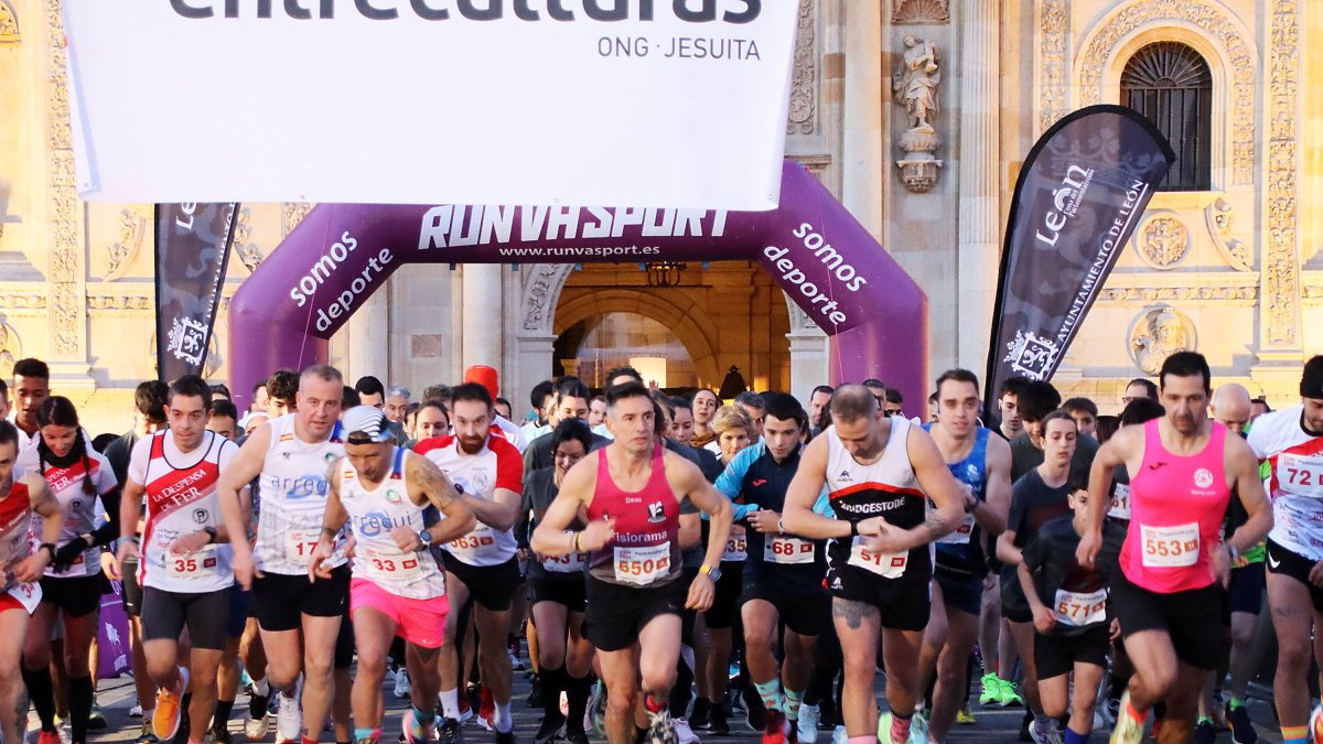 La XIII edición de la carrera solidaria 'Corre por una causa' en una foto de archivo.