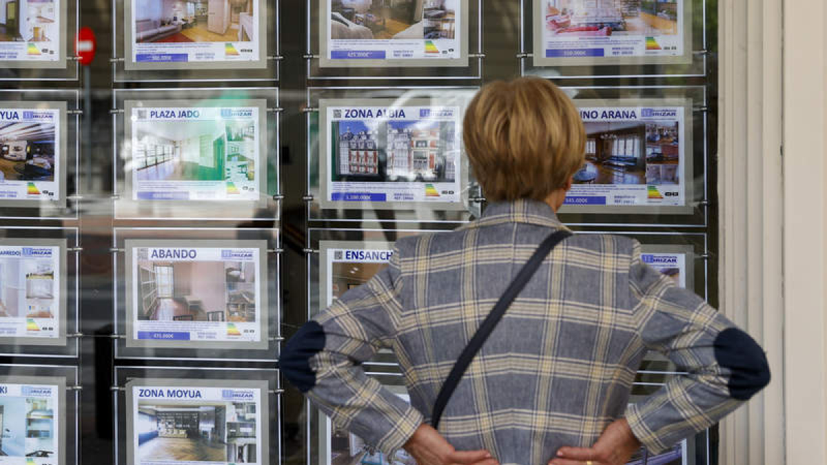 Sólo el 45% de las compras de vivienda se financiaron el año pasado con una hipoteca en la provincia, un porcentaje que crece. TEJIDO
