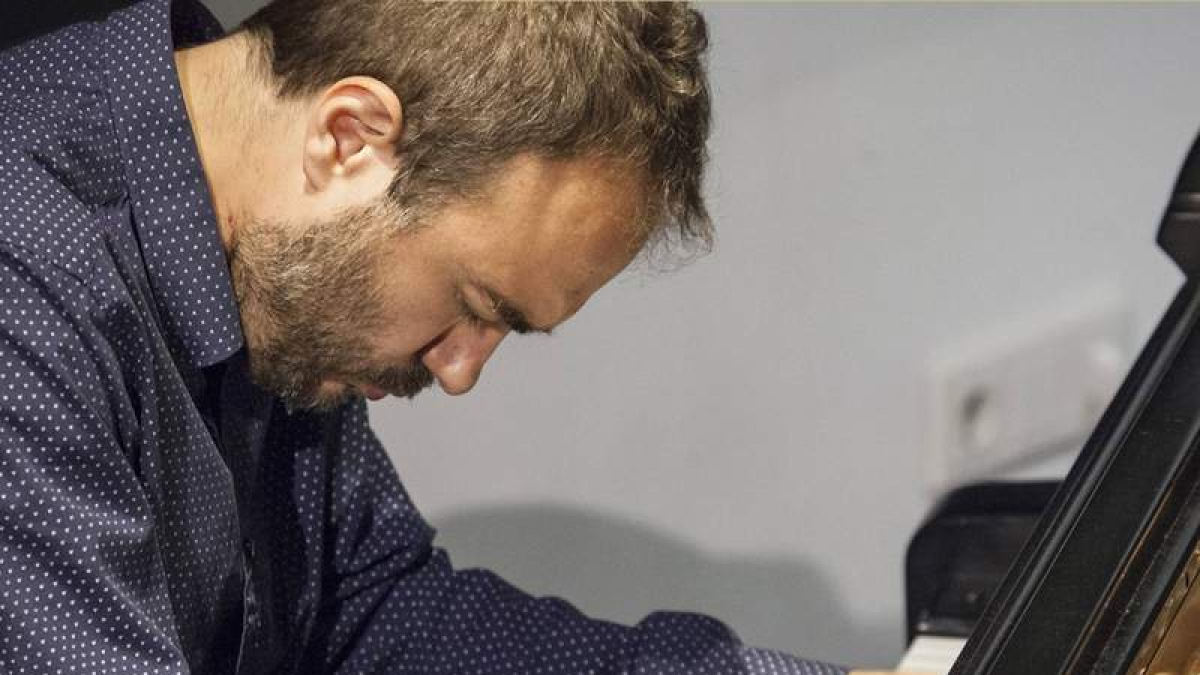 El pianista y productor Moisés Sánchez actúa en El Albéitar. DL