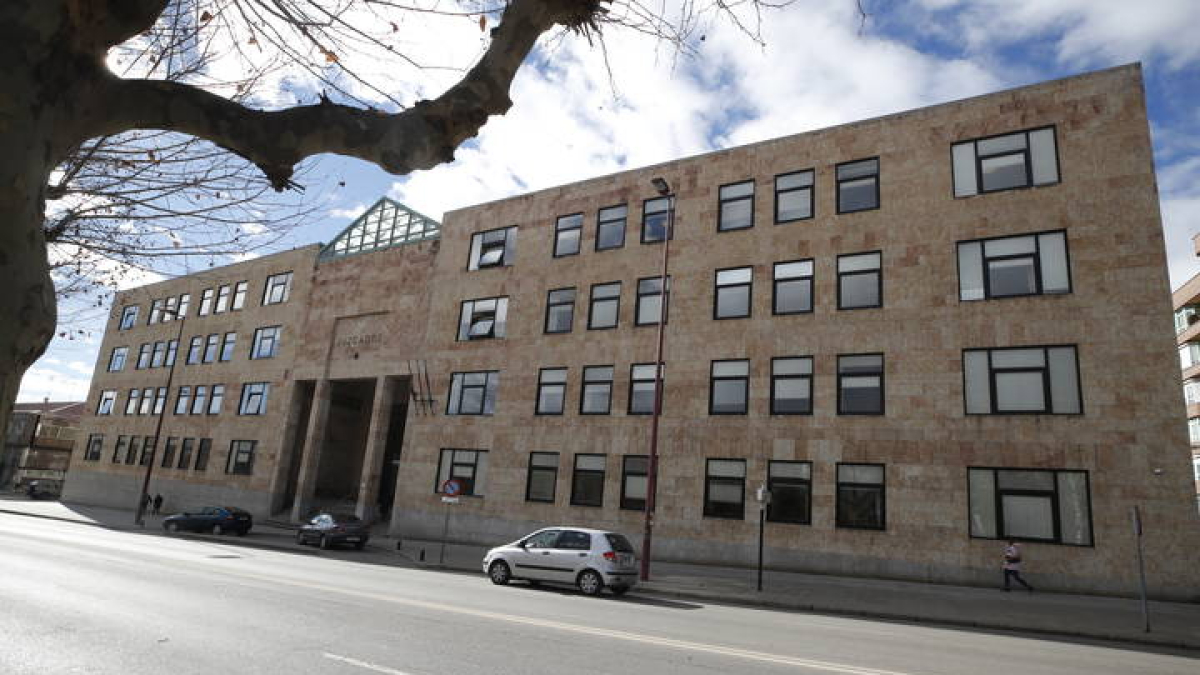 Edificio de los juzgados de León.