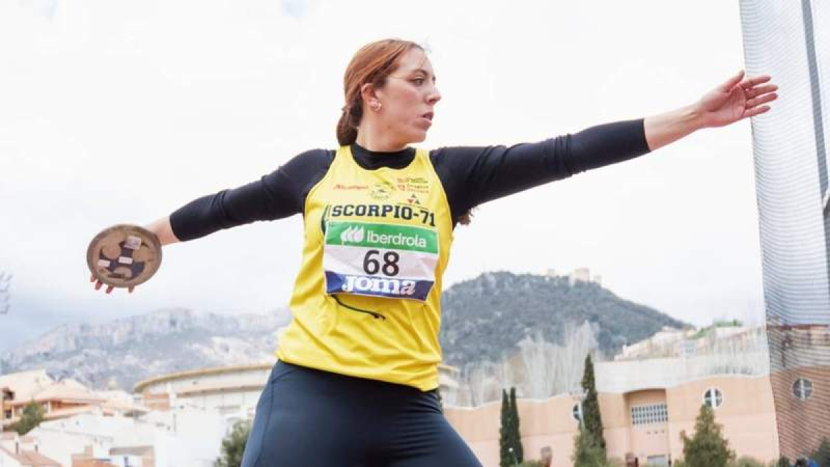 Inés Venero en su participación en el Nacional de lanzamientos. DL