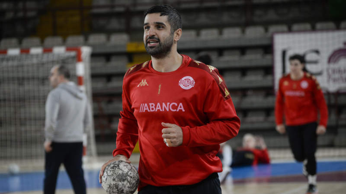 Saeid, con 175 intervenciones, ya está entre los mejores porteros de la Liga Asobal. MARÍA FUENTES