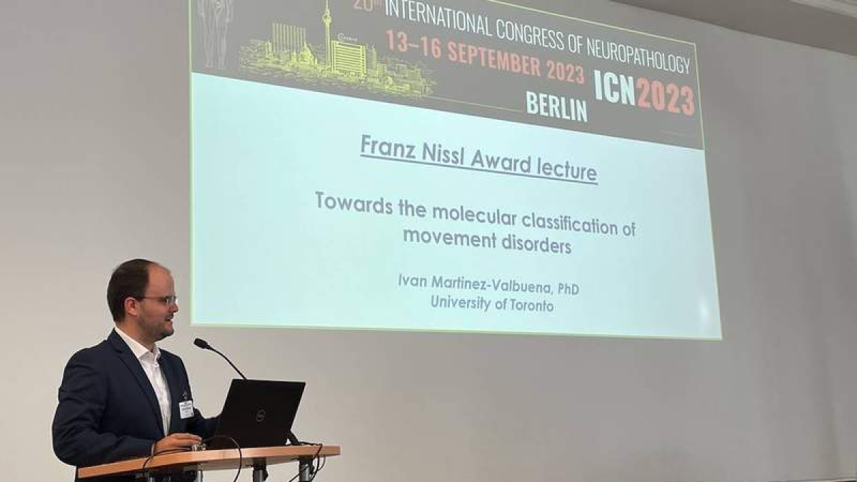 Iván Martínez-Valbuena.  DL